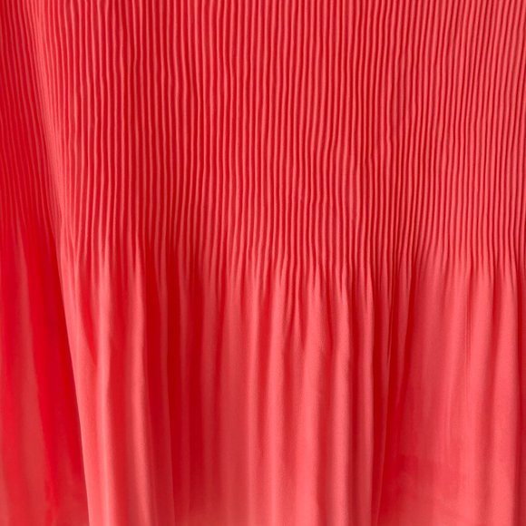 ARTIZIA Damien Coral Pleated Top - size  Large - Picture 3 of 8